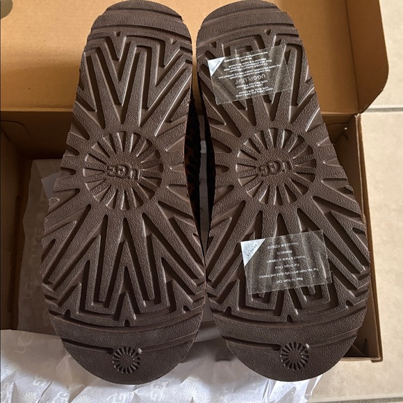 UGG Women’s Tasman Caspian Slippers - Picture 4 of 4